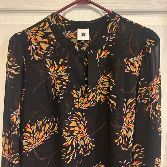 Cabi Fiesta Blouse - Picture 5 of 8